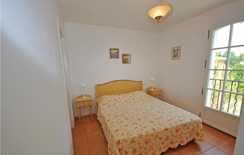 Nice home in Fayence with 4 Bedrooms, Private swimming pool and Outdoor swimming pool