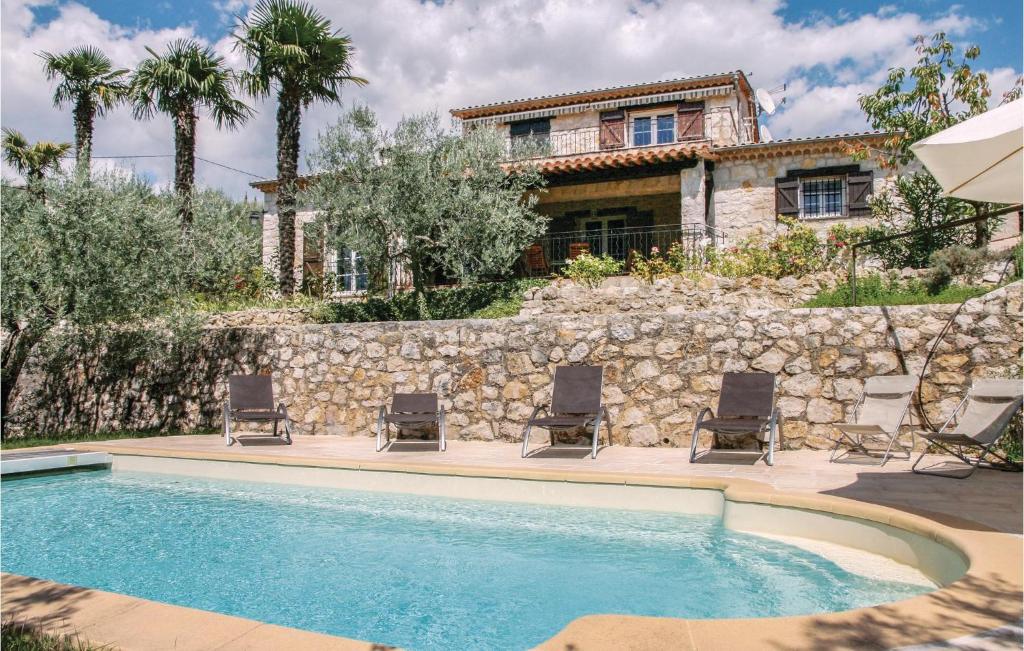 Maison de vacances Nice home in Fayence with 5 Bedrooms, WiFi and Outdoor swimming pool  83440 Fayence