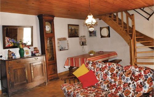 Nice home in Garlan with 2 Bedrooms and WiFi