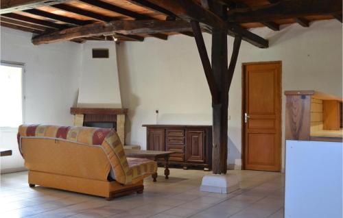 Nice home in Gaujacq with 2 Bedrooms
