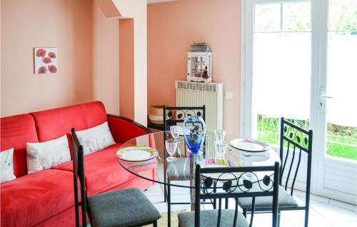 Nice home in Gavarnie-Gèdre with WiFi and 2 Bedrooms