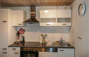 Nice home in Goldlauter-Heidersbach with 2 Bedrooms