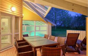 Nice home in Gro Mohrdorf with Sauna, Indoor swimming pool and Outdoor swimming pool