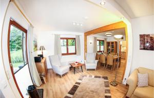Nice home in Kirchheim with 4 Bedrooms, Sauna and WiFi