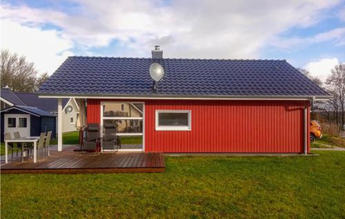 Nice home in Krems II-Warderbrck with 2 Bedrooms, Sauna and WiFi