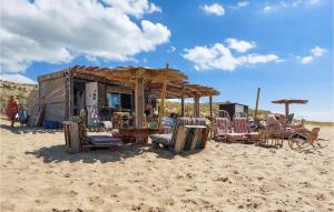 Nice home in La Tranche-sur-Mer with 5 Bedrooms and WiFi