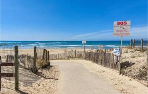Nice home in La Tranche-sur-Mer with 5 Bedrooms and WiFi