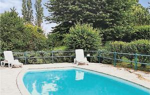 Nice home in Ladornac with 2 Bedrooms, Private swimming pool and Outdoor swimming pool