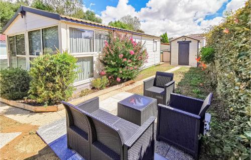 Nice home in LAiguillon-sur-Vie with Outdoor swimming pool, WiFi and 2 Bedrooms