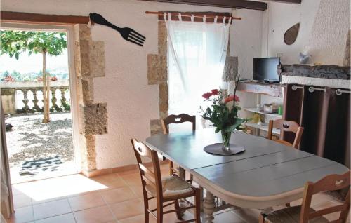 Nice home in Lavardac with 4 Bedrooms and WiFi