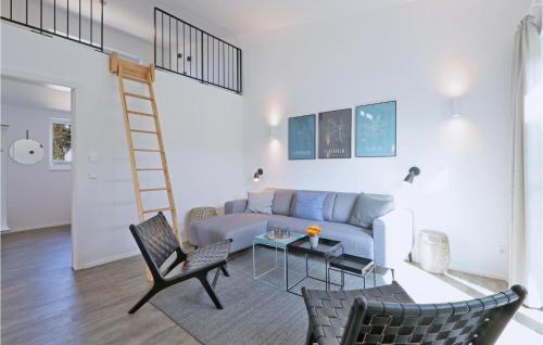 Nice home in Lembruch-Dmmer See with Sauna, WiFi and Indoor swimming pool