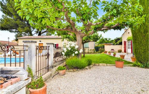 Nice home in Maillane with WiFi and 2 Bedrooms