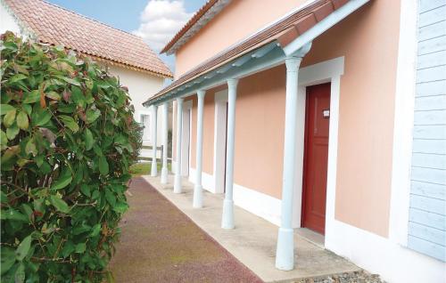 Nice home in Marciac with 1 Bedrooms and Outdoor swimming pool