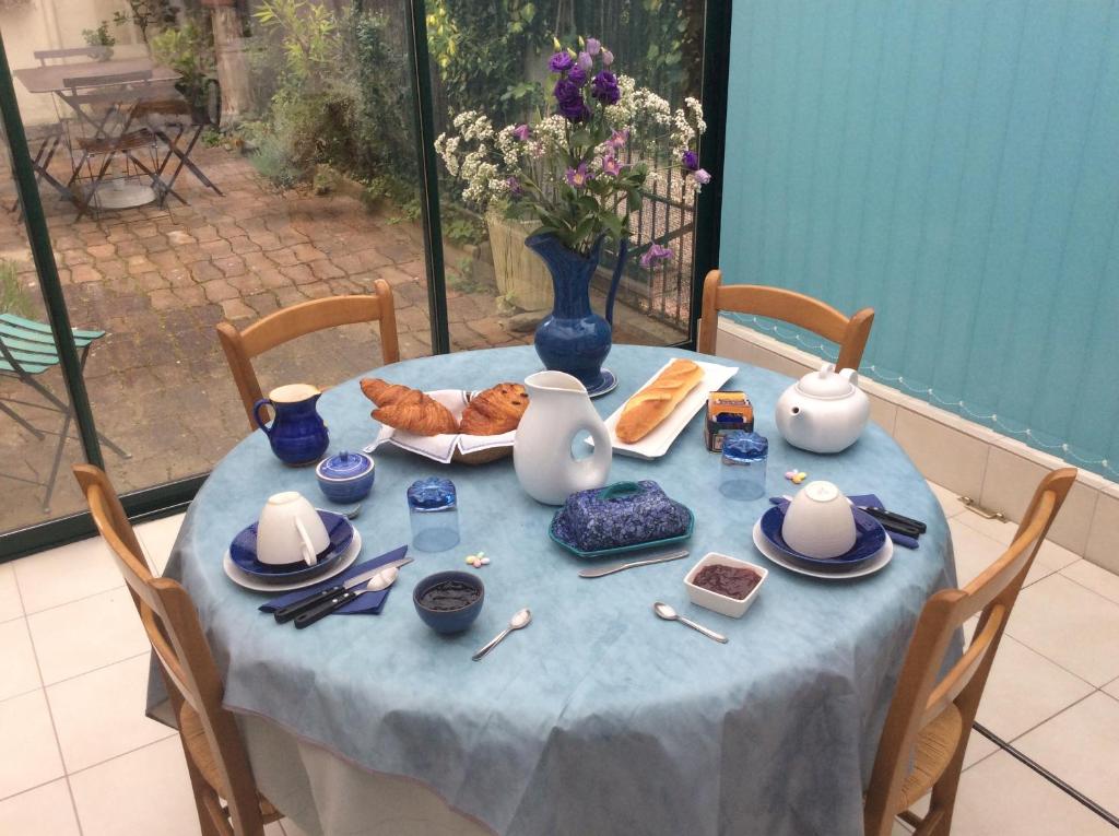 Nice home in Masseube with 3 Bedrooms, Sauna and WiFi 32140 Panassac