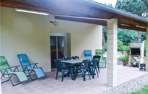 Nice home in Massugas with 3 Bedrooms, Private swimming pool and Outdoor swimming pool