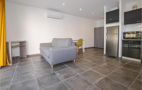 Nice home in Mezzavia with Outdoor swimming pool and WiFi