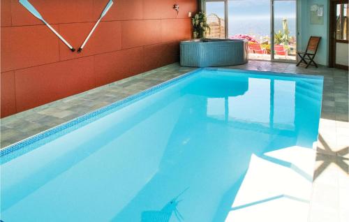 Nice home in Moelan sur Mer with WiFi, Private swimming pool and Indoor swimming pool