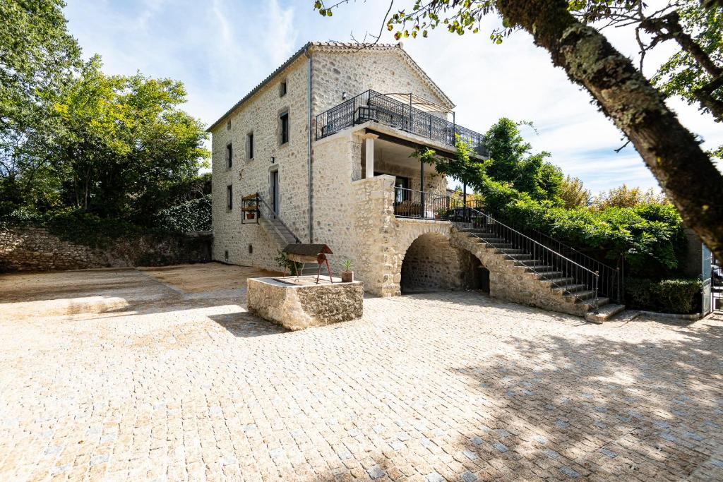 Nice home in Monestier with 2 Bedrooms, WiFi and Outdoor swimming pool
