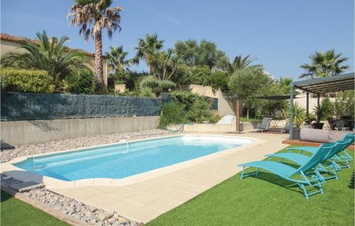 Nice home in Montblanc with 4 Bedrooms, WiFi and Outdoor swimming pool