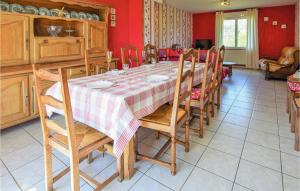 Maison de vacances Nice home in Montchamp with 4 Bedrooms and WiFi  14350 Montchamp Normandie