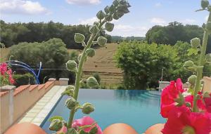Nice home in Montignac Le Coq with 2 Bedrooms, WiFi and Outdoor swimming pool