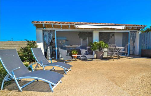 Nice home in Mouls with Outdoor swimming pool, WiFi and 3 Bedrooms