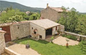 Nice home in Mthamis with 7 Bedrooms