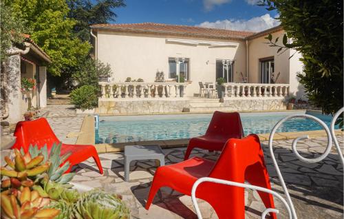 Nice home in Murviel-les-Bziers with 3 Bedrooms, WiFi and Outdoor swimming pool