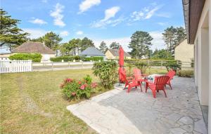 Nice home in PIROU with WiFi and 3 Bedrooms