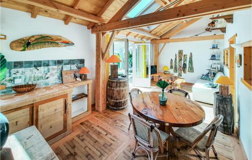 Nice home in Plouguerneau with 2 Bedrooms and WiFi