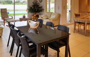 Nice home in Quarante with 3 Bedrooms, WiFi and Outdoor swimming pool