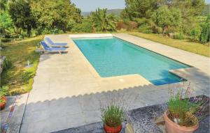 Nice home in Ribaute with 5 Bedrooms, Private swimming pool and Outdoor swimming pool