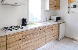Nice home in Robion with 1 Bedrooms, WiFi and Outdoor swimming pool