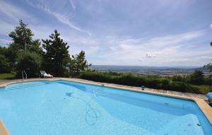 Nice home in Roynac with 5 Bedrooms, WiFi and Outdoor swimming pool