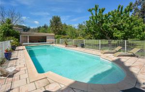 Maison de vacances Nice home in Saint-Ambroix with 10 Bedrooms, WiFi and Outdoor swimming pool  30500 Saint-Ambroix Languedoc-Roussillon