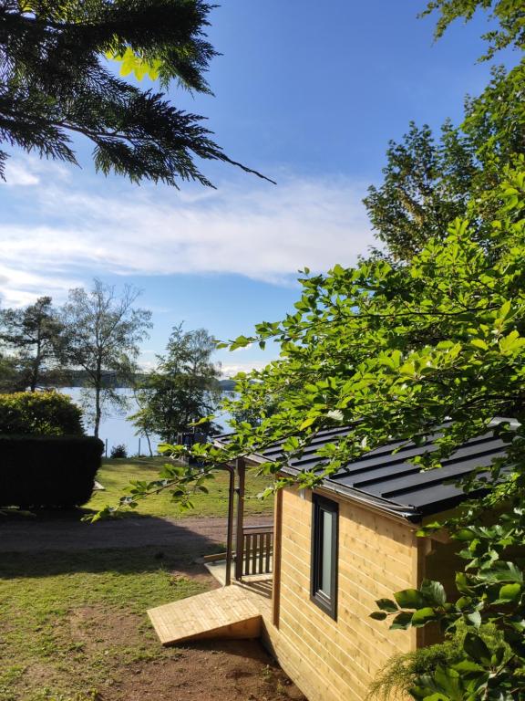 Nice home in Saint-Germain-sur-Ay with WiFi and 2 Bedrooms 50430 Saint-Germain-sur-Ay