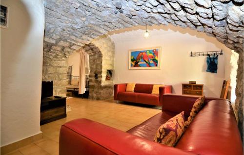 Nice home in Saint-Germain with Outdoor swimming pool and 2 Bedrooms