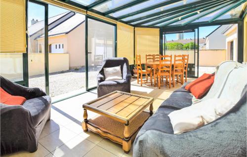 Nice home in Sainte-Mère-Église with WiFi and 3 Bedrooms