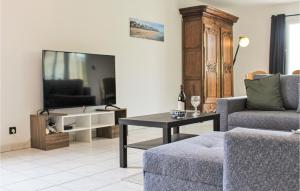 Nice home in Sainte-Mère-Église with WiFi and 3 Bedrooms