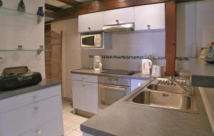 Nice home in Sand with 3 Bedrooms and WiFi