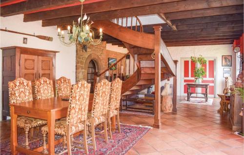 Nice home in Santec with 3 Bedrooms and WiFi