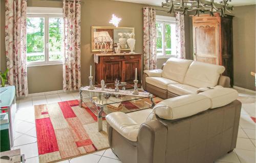 Nice home in Savignac les Eglises with 3 Bedrooms, WiFi and Outdoor swimming pool