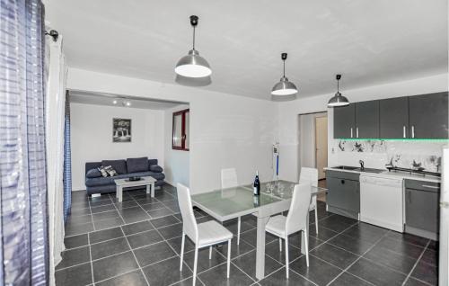 Nice home in Sorede with 2 Bedrooms and WiFi