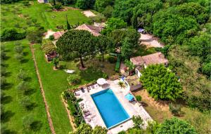 Nice home in St, Andr dOlrargues with Outdoor swimming pool, 2 Bedrooms and WiFi