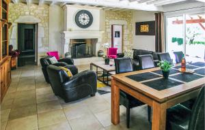 Nice home in St, Aubin de Cadeleche with 4 Bedrooms, WiFi and Outdoor swimming pool