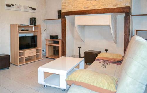 Nice home in St Chamassy with 1 Bedrooms