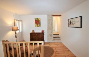 Nice home in ST Didier with Outdoor swimming pool, WiFi and 2 Bedrooms