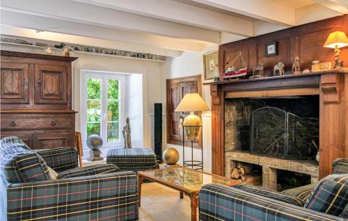 Nice home in ST GERMAIN DES VAUX with 3 Bedrooms and WiFi
