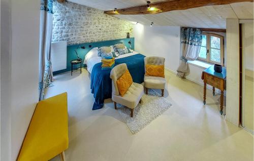 Nice home in Taillant with WiFi and 1 Bedrooms
