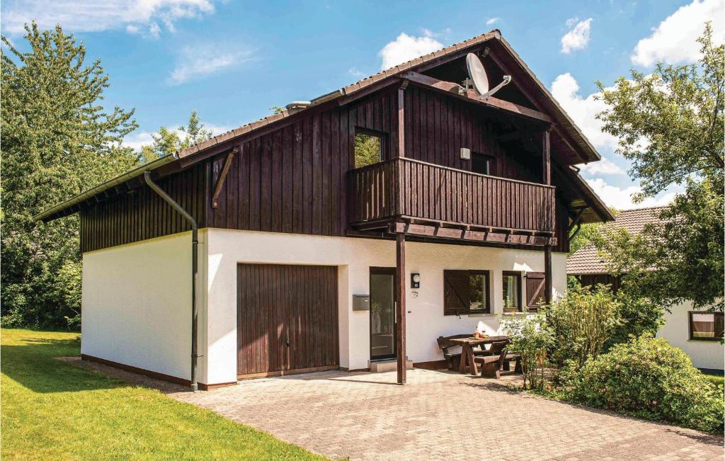 Nice home in Thalfang with 4 Bedrooms and WiFi , 54424 Thalfang